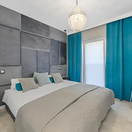 Gate Of Centre By Pinpoint Apartament