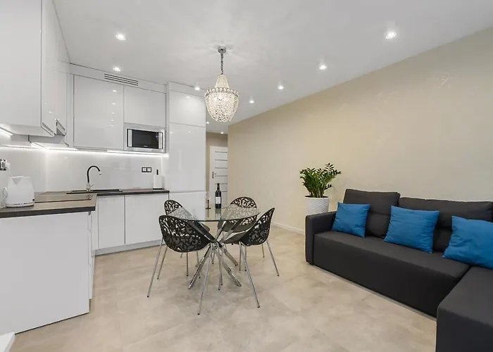 Gate Of Centre By Pinpoint Apartament