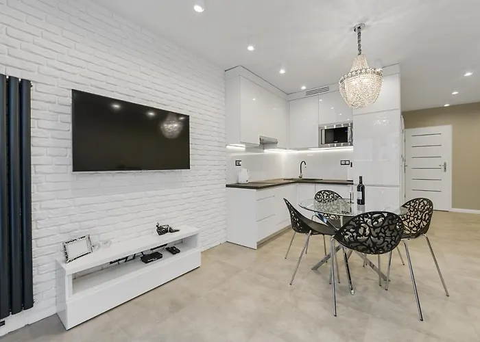 Gate Of Centre By Pinpoint *