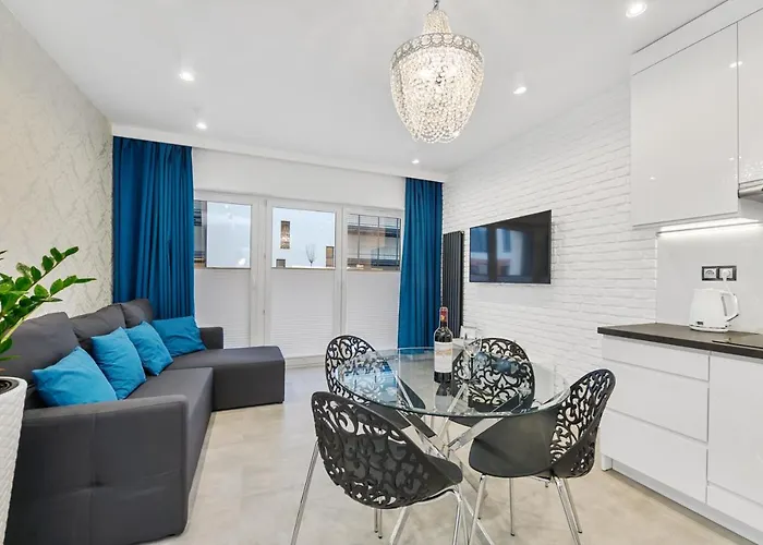 Gate Of Centre By Pinpoint *